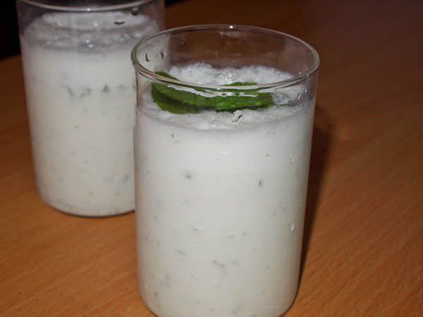 Mint Lassi Yogurt Mint Smoothie Recipe